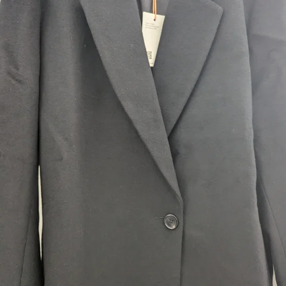 Quince Italian Wool Classic Single-Breasted Coat - Picture 12 of 16